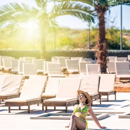 Palms Otel Naousa