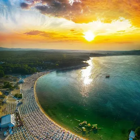 Hotel Palms Kiten (Burgas)