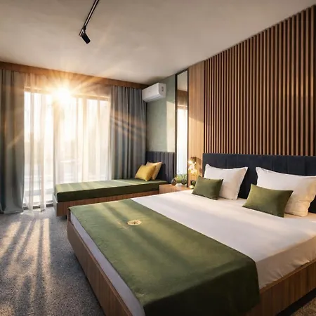 Palms Hotel